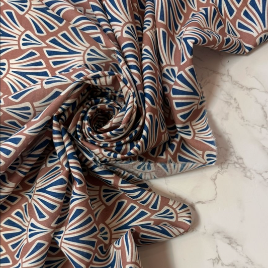 AGLAÉ: Cotton poplin with a geometric floral print