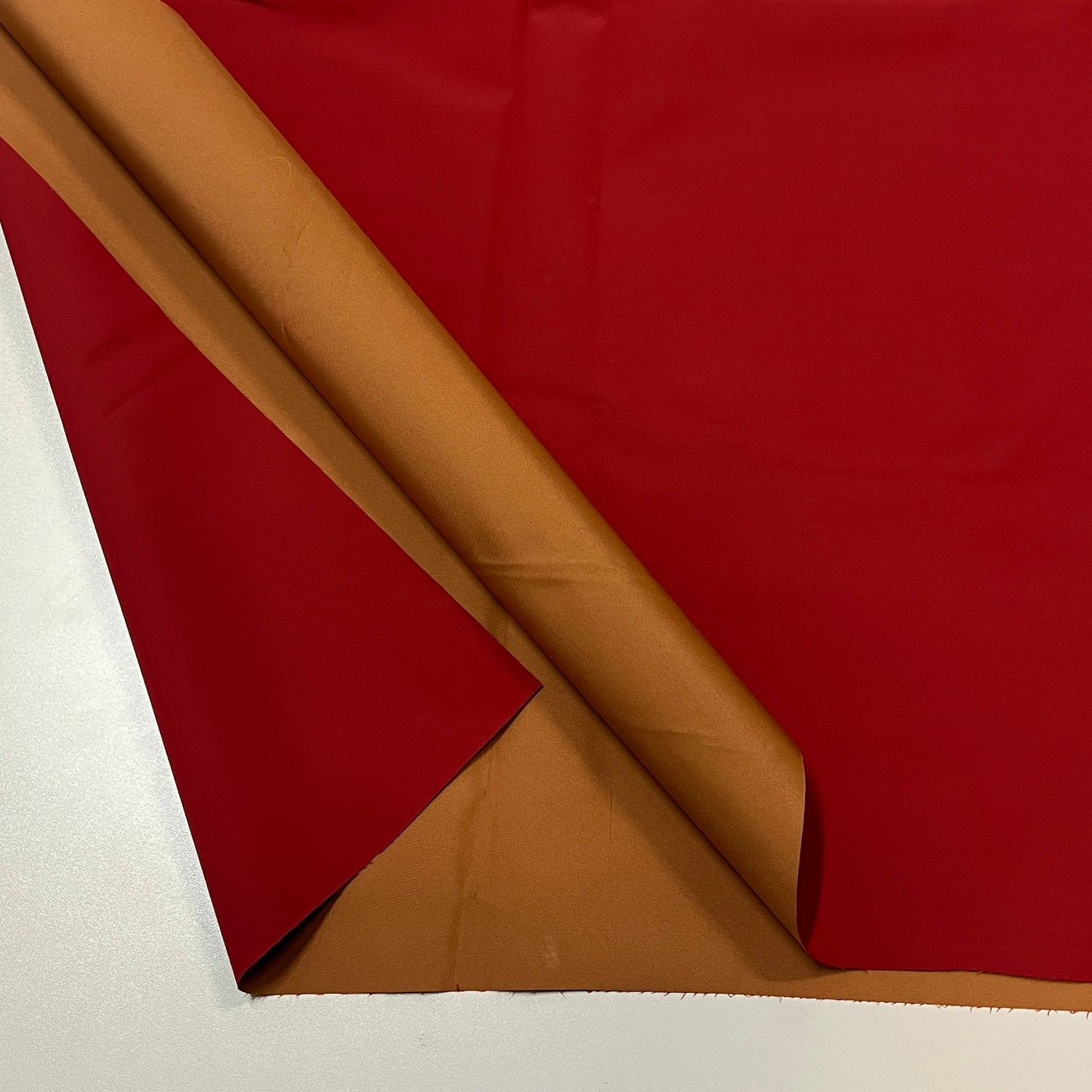 COUPON: RUBIS CAMÉLIA :Taffetas double face : 1.47m