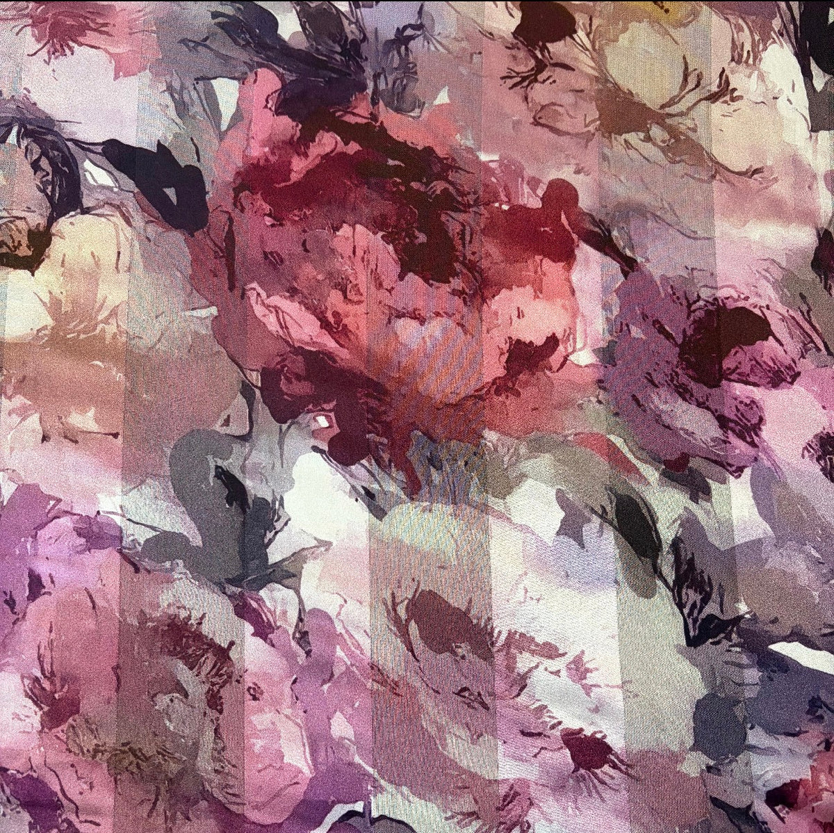 MAËLYS : Bande satin imprimé floral rose poudré et mauve