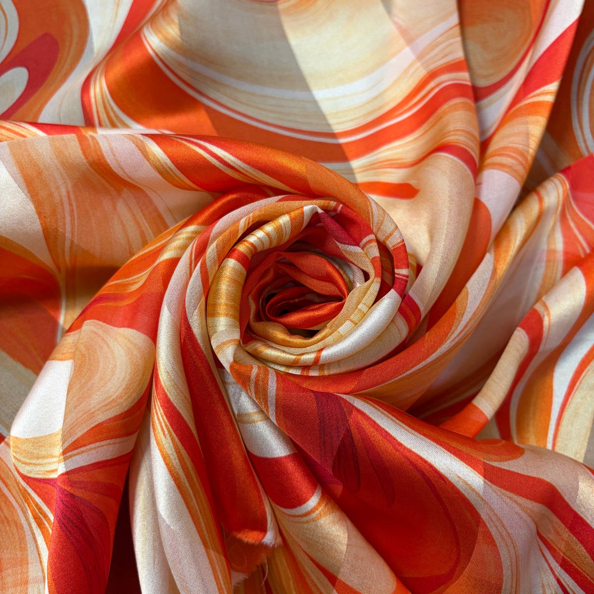 IOLANI : Bande satin imprimé psychédélique orange brûlé, rouge et beige doré
