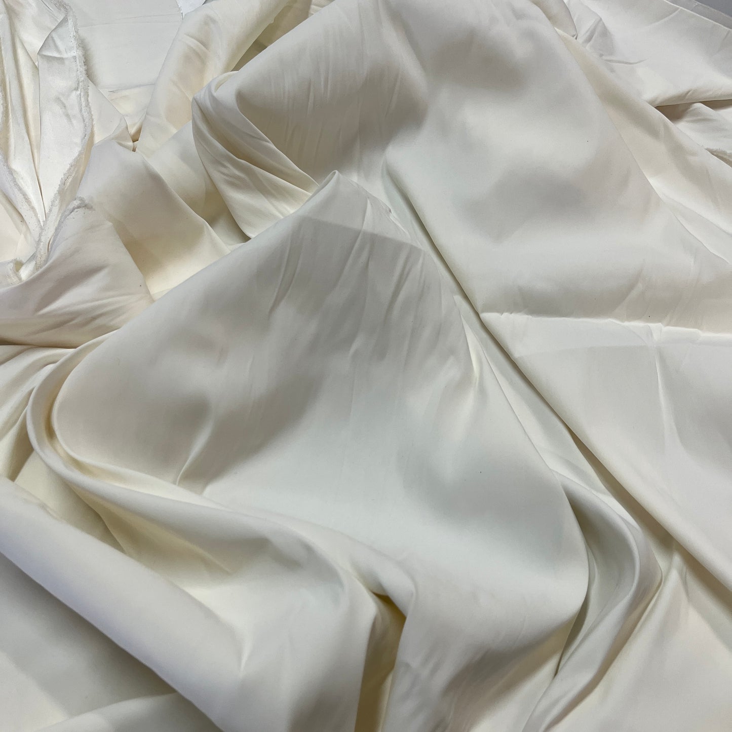 COUPON : IVOIRE : Maille fluide : 2,50m